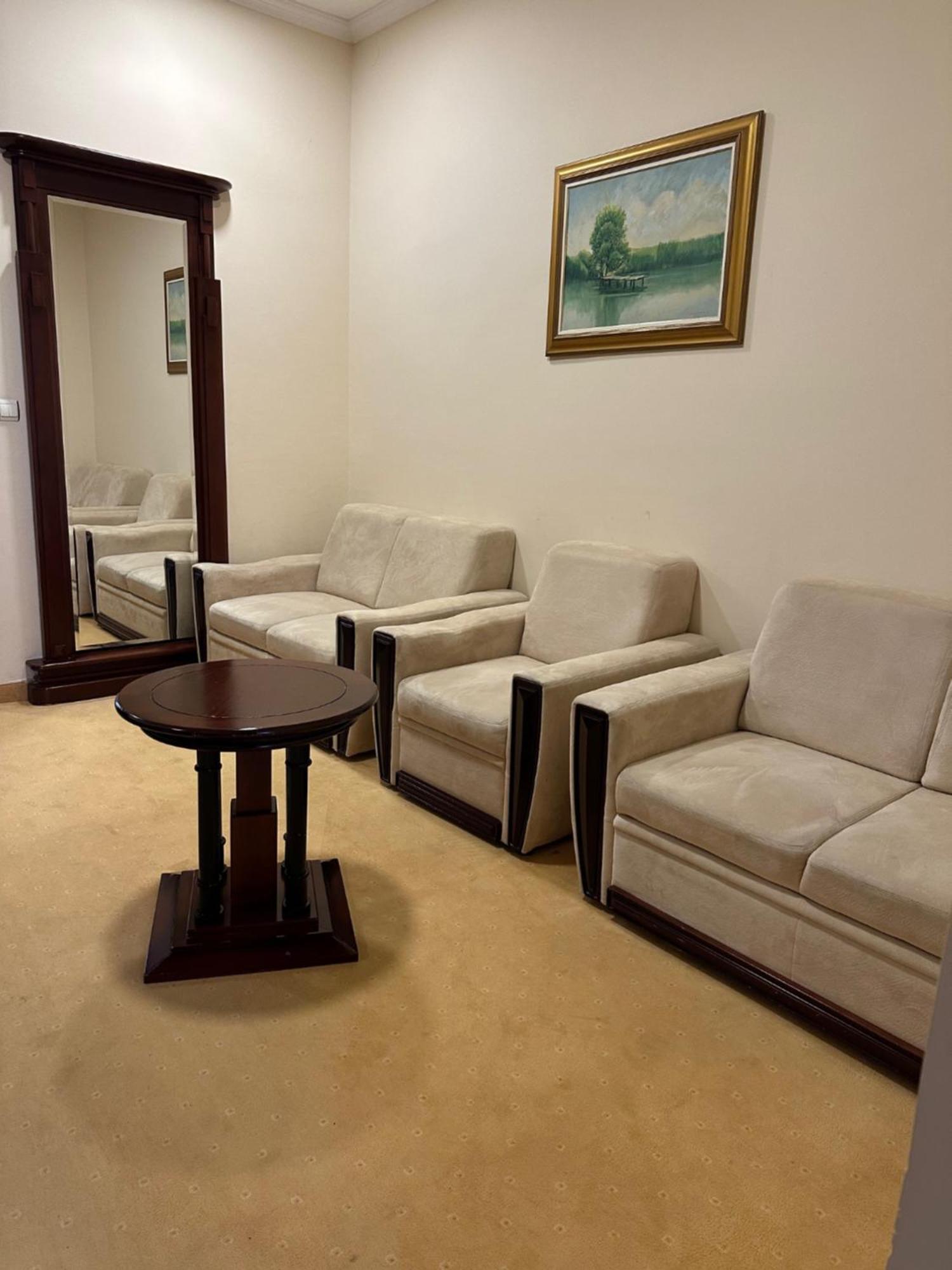 Hotel Villa Majur Суботица Экстерьер фото